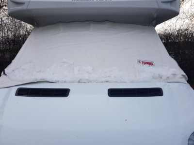 Blackout blind over windscreen of motorhome
