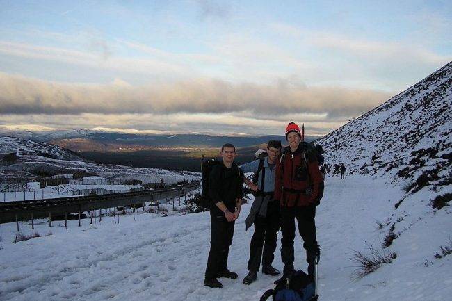 1024px-Near_the_car_park_-_Flickr_-_Graham_Grinner_Lewis